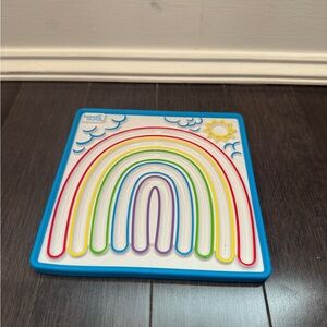 NWOT Hand 2 Mind Colorful Rainbow Fine Motor Sensory Finger Calming Puzzle Toddr